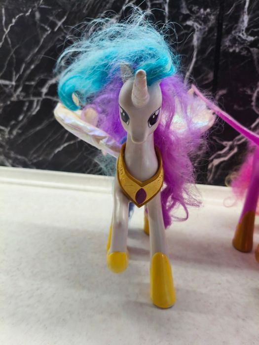 Piękne koniki dla dziewczynki 5 szt. Interaktywne