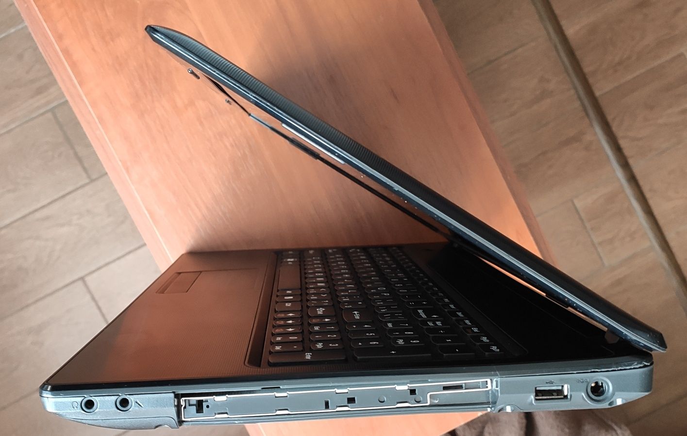 Ноутбук Lenovo G 570 на i7