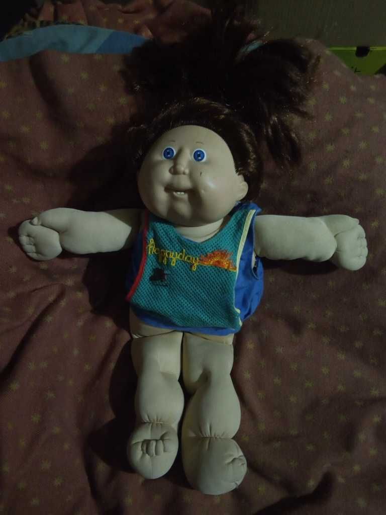 Кукла . Популярная игрушка