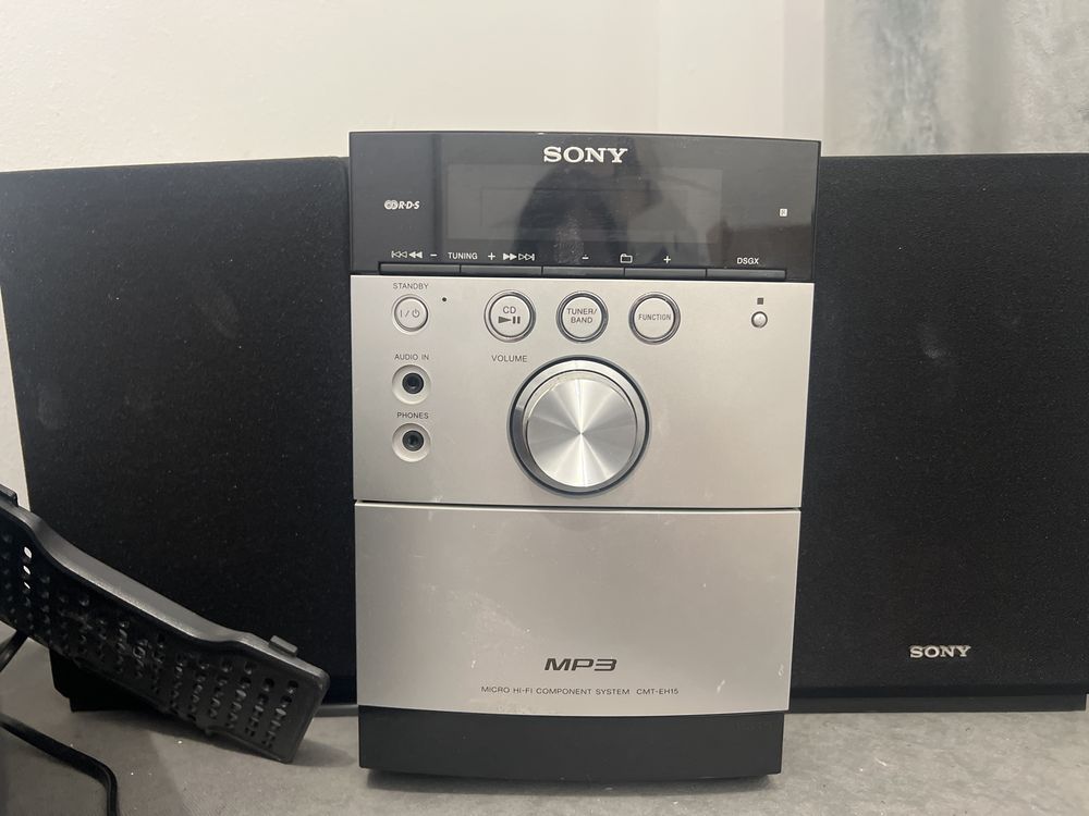 Wieża Sony.     .