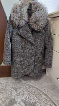 Продам зимове пальто(Італія)