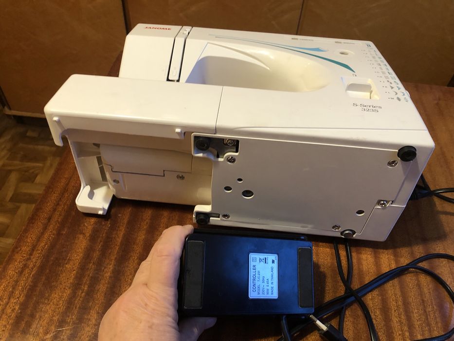 Швейная машинка Janome