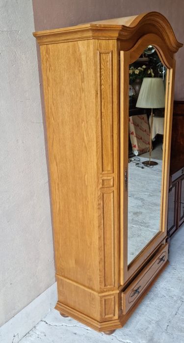Szafa dębowa jedno drzwiowa z lustrem