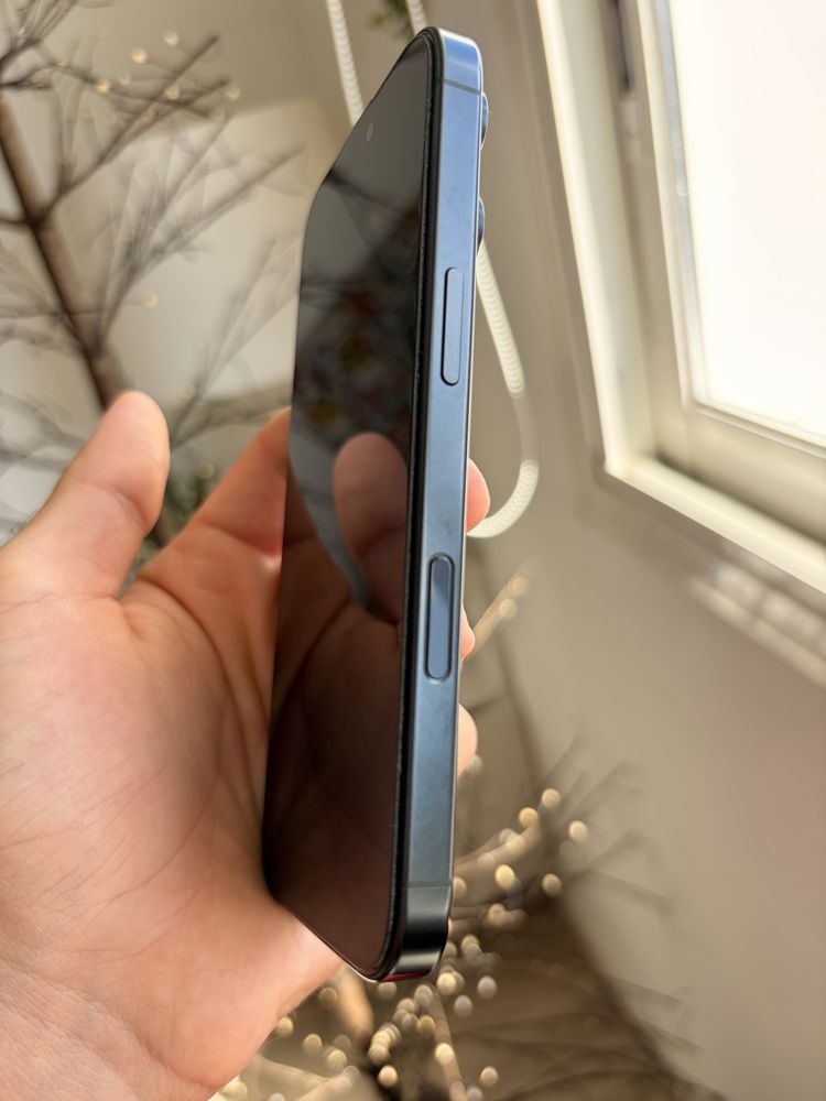 iPhone 16 Pro 256GB Preto - Como novo
