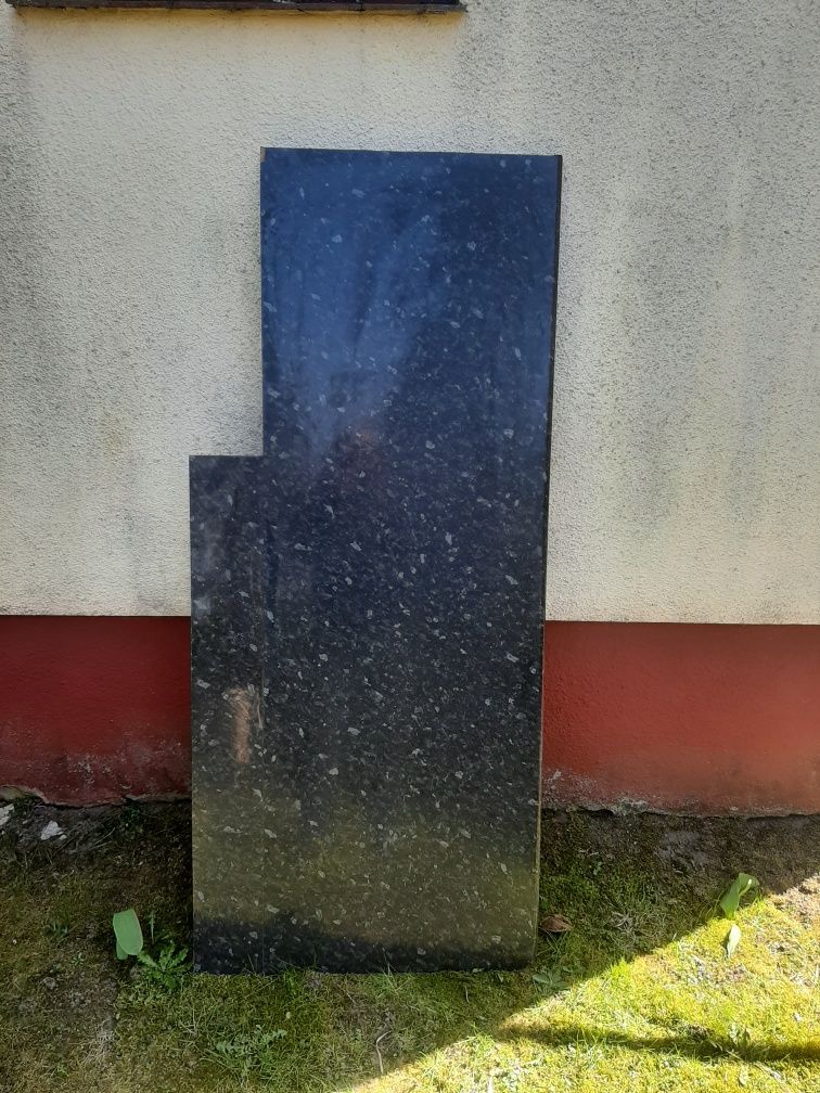 BLAT  kuchenny  z wymiarami  i dodam doklatki na gorące  szt 2