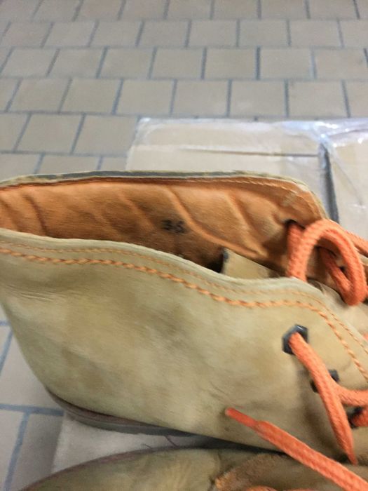 Botas para rapaz tamanho 36