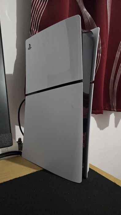 Platstation 5 slim
