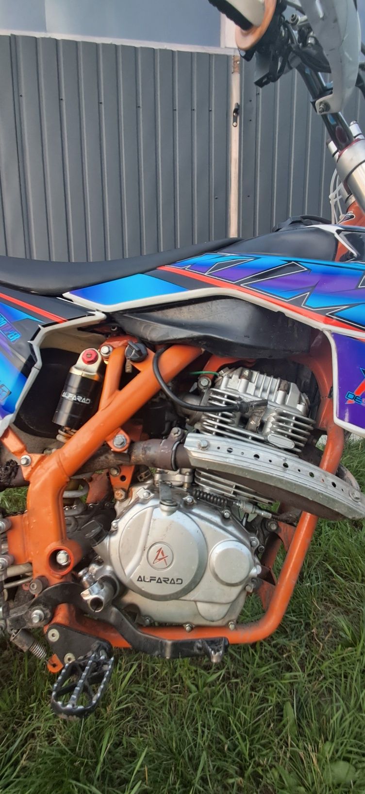 Cross alfarad 250