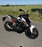 KTM Duke 125 11 tyś przebiegu 15km 2018 ABS rok kat.B i A1 2 kluczyki