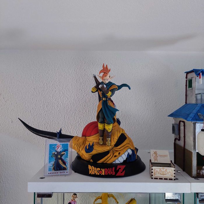 Estátua Dragon Ball Tapion