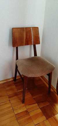 Продам стулья с мягкими тканевыми сиденьями