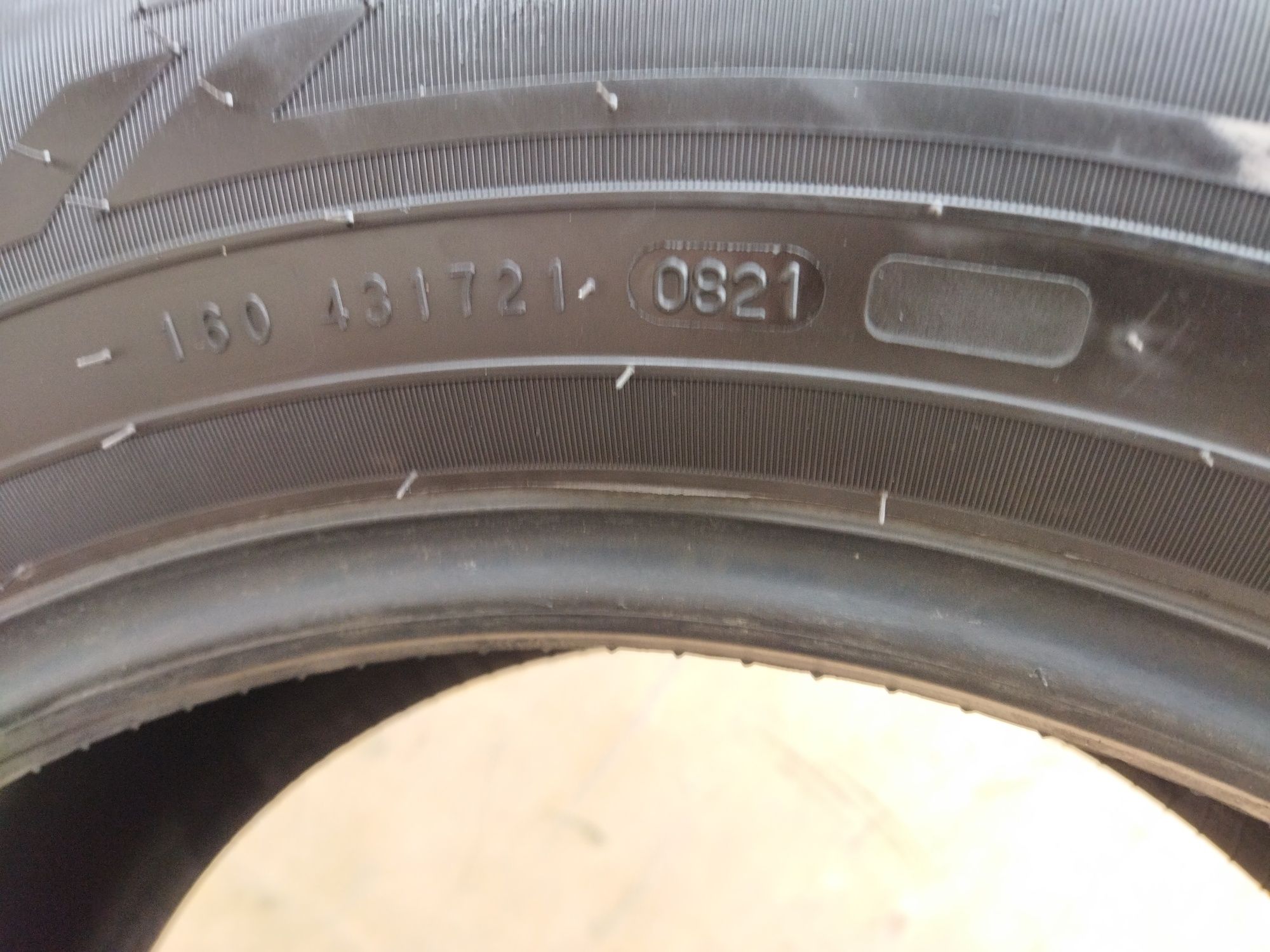 Шини Nokian 265/60 R18 літо