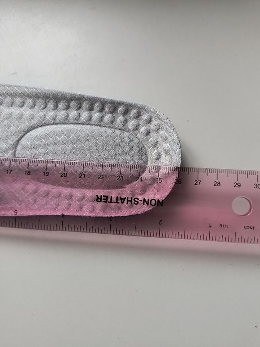 Чоловічі кросівкі нові