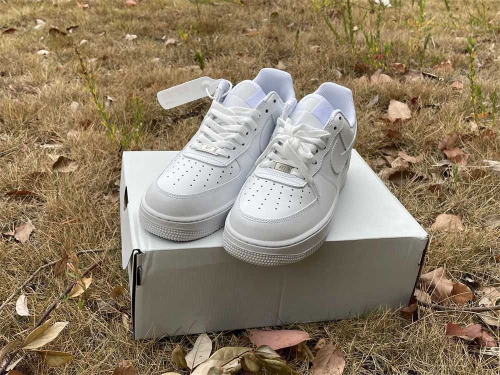 Nike Air Force 1 Low '07 White R.44