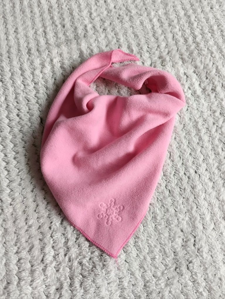 Różowa chusta pod szyję dla dziewczynki