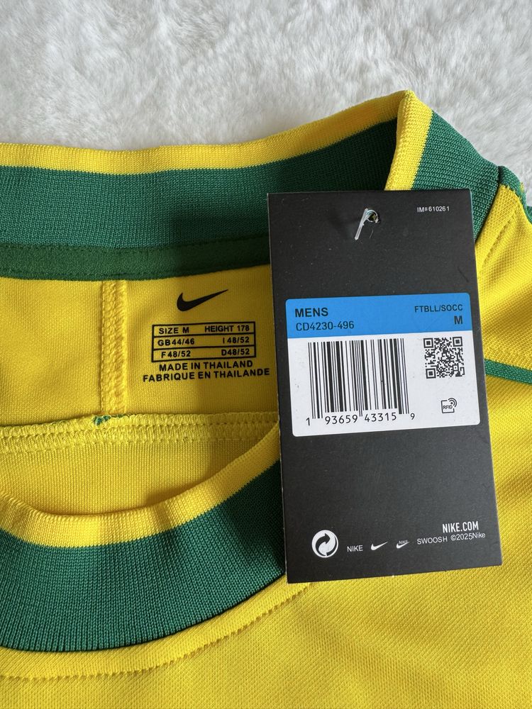 Camisola Oficial Brasil Ronaldo #9 – Época 2002 (Nova com Etiquetas)