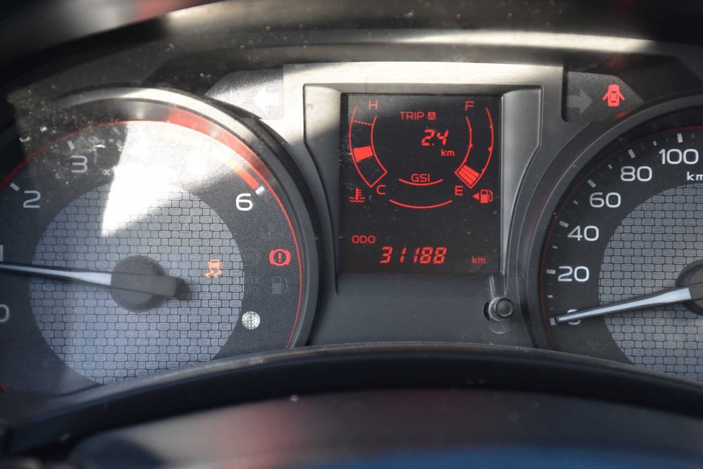 Isuzu D-Max Zwyżka Podnośnik koszowy CPL P 130  OKAZJA Jak nowy