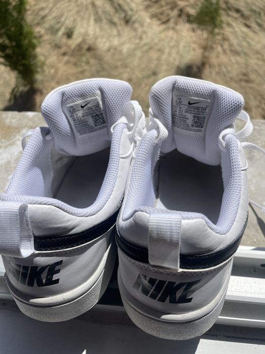 Tenis nike novos