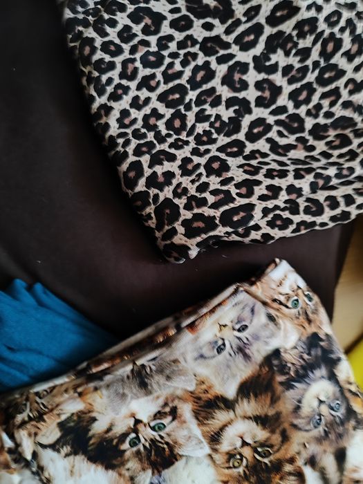 H19 - zestaw materiałów 7,4 mb, dresówka ściągacz koty, panterka, glad