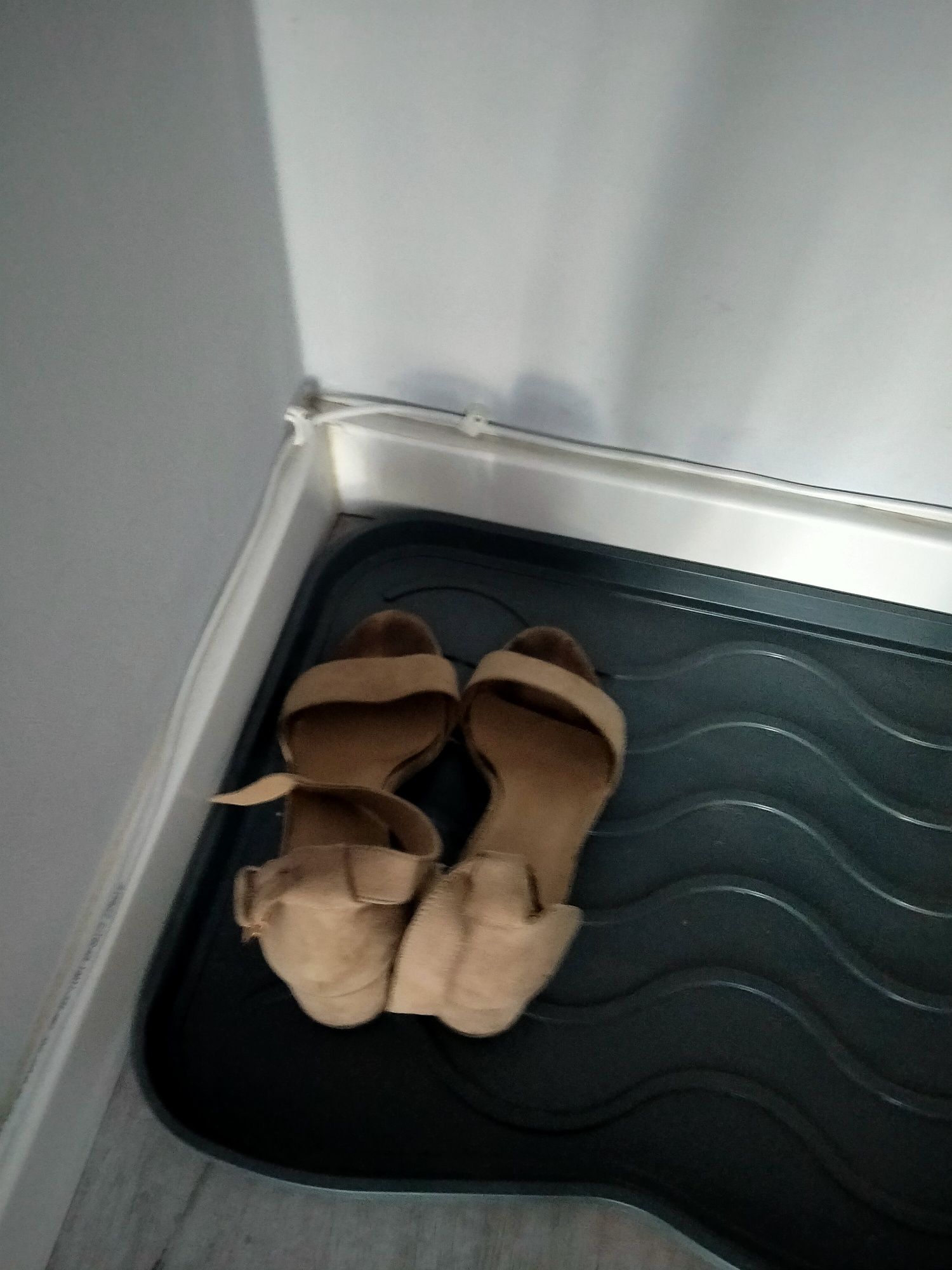Biały żakiet m sandały 39 gratis