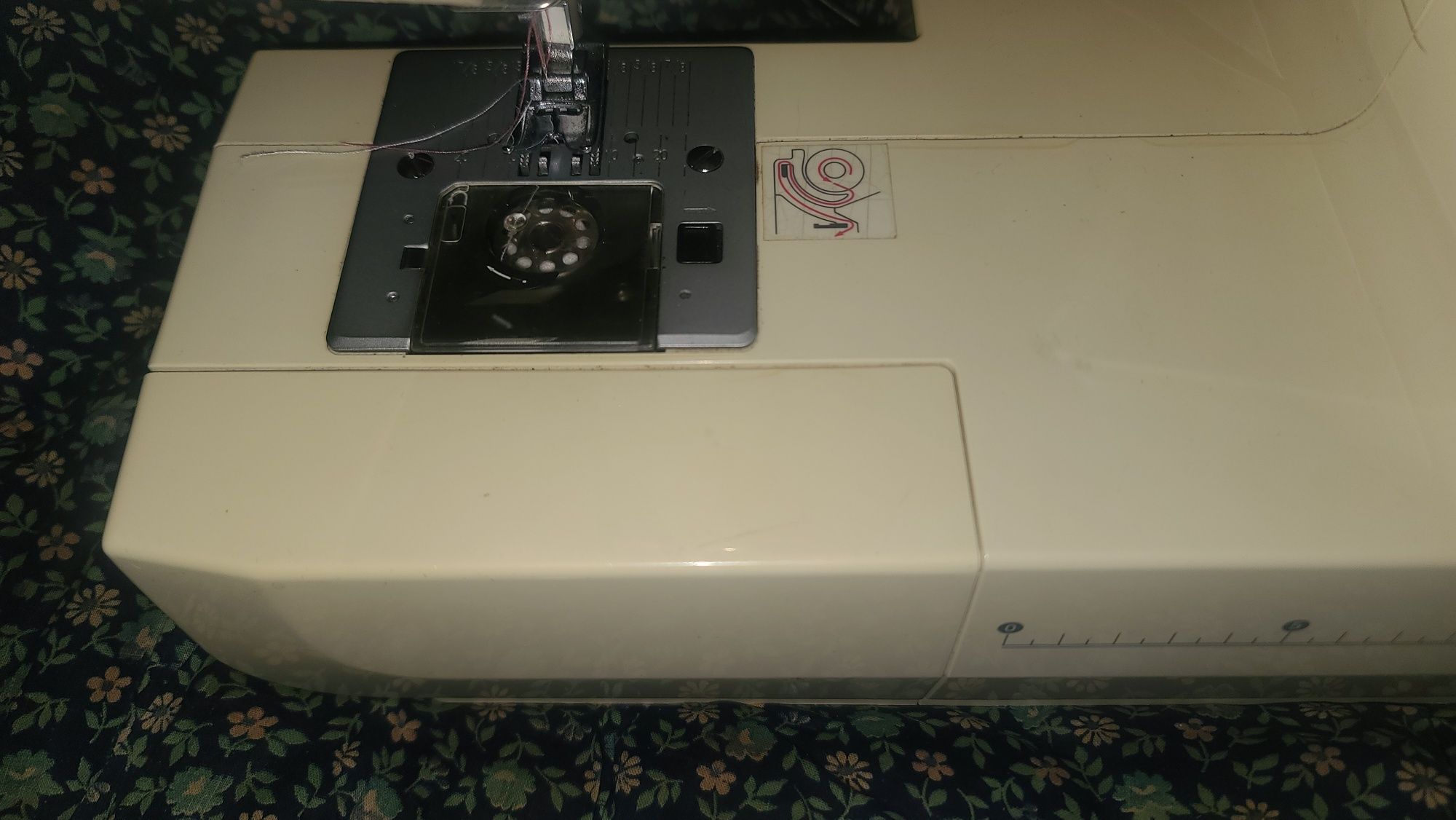 Minerva m32Q швейна
