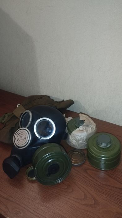 Противогаз ГП-7 з підсумком та фільтрами