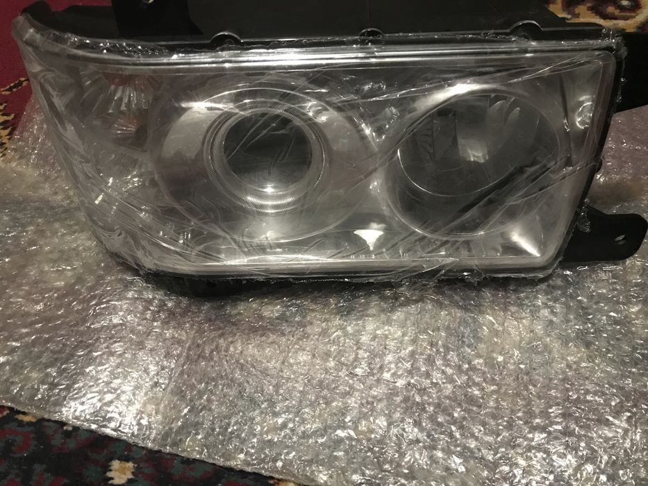 Фара права камаз євро