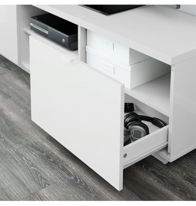 Móvel tv IKEA BYÅS