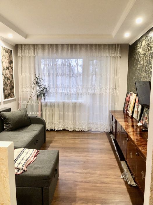 Продам 3х комнатную квартиру с ремонтом