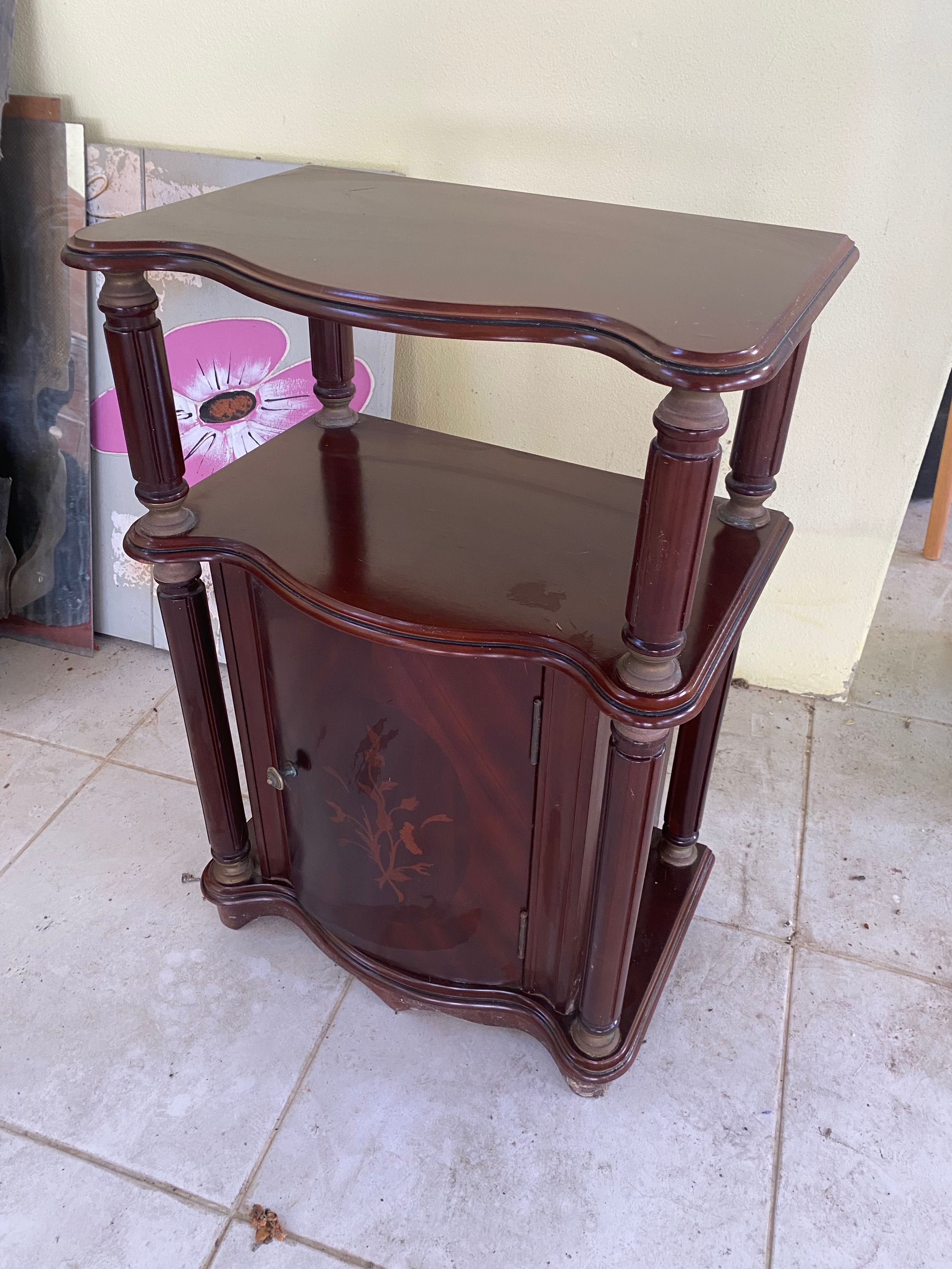 Mesa de cabeceira Vintage