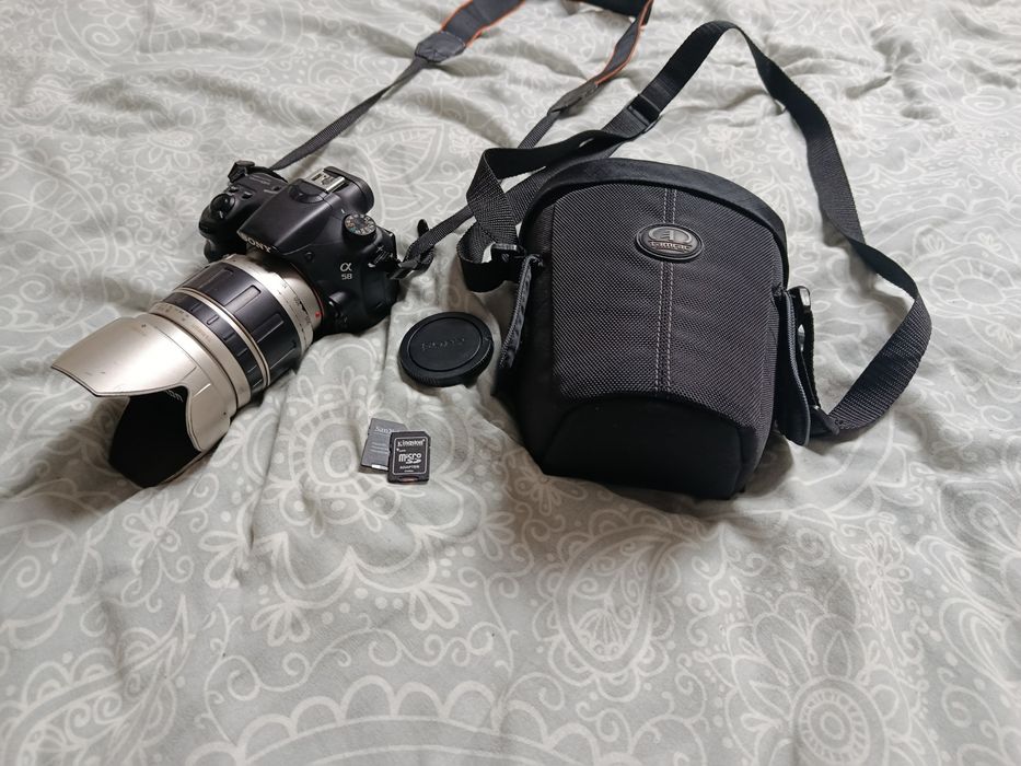 Sony SLT-A58+Tamron 28-300mm+2x karta microSD 128gb i torba