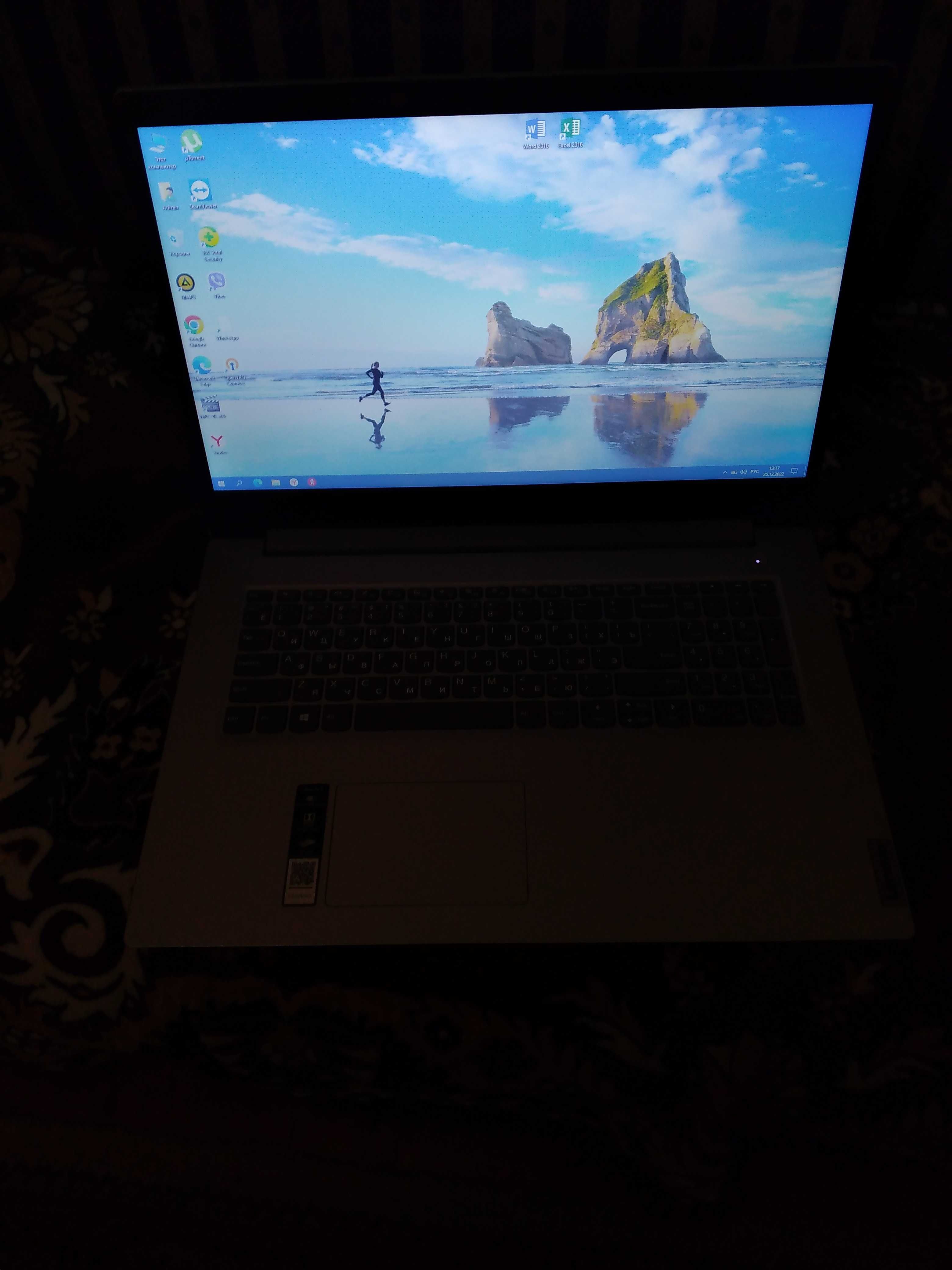 Ноутбук "Lenovo" 17".IdeaPad 3 17 ADA 05.    .К 1:2