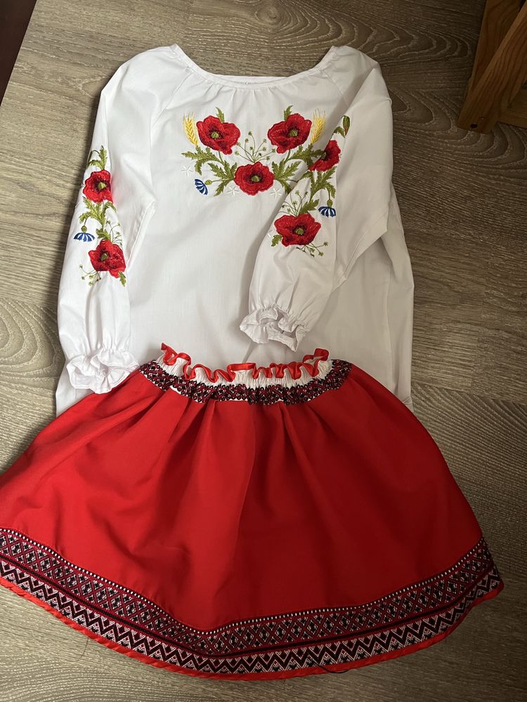 Вишиванка і спідничка  на дівчинку