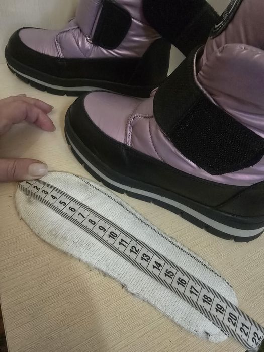 Чобітки, чоботи, дутики, сапожки