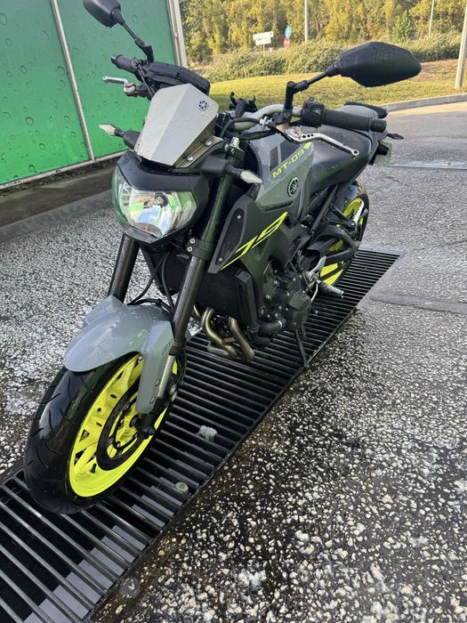 Vendo Yamaha MT09