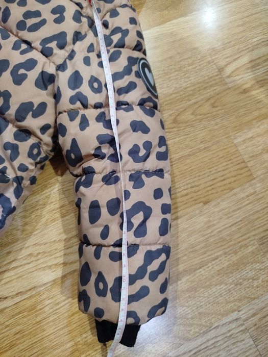 Курточка на дівчинку фірми F&F