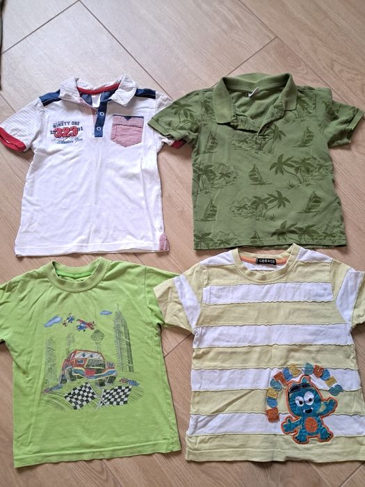 Віддам футболки на хлопчика