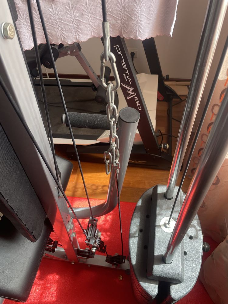 Maquina multifunções - Musculação e Fitness