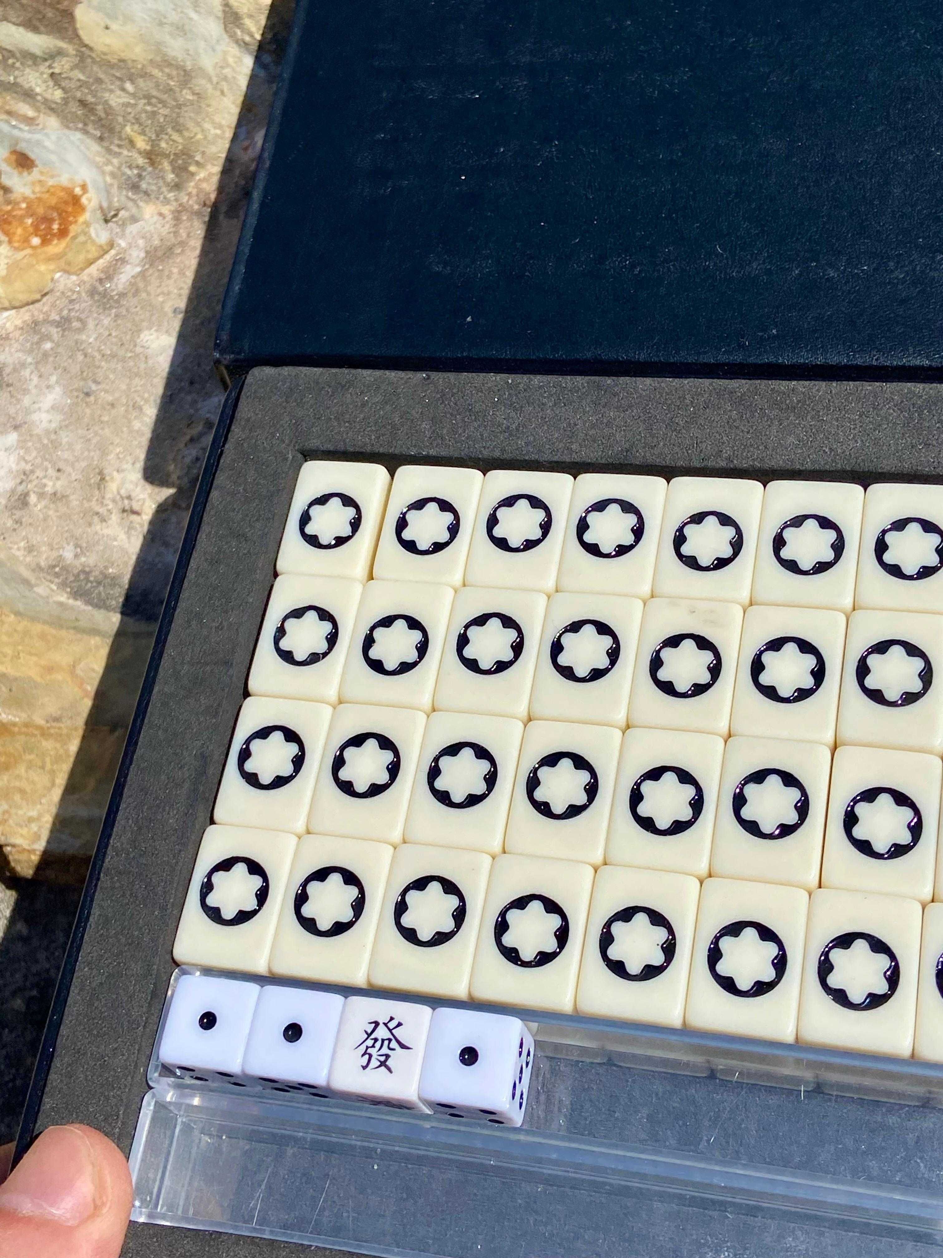 Jogo Mahjong Montblanc Com Caixa Exterior e Dados