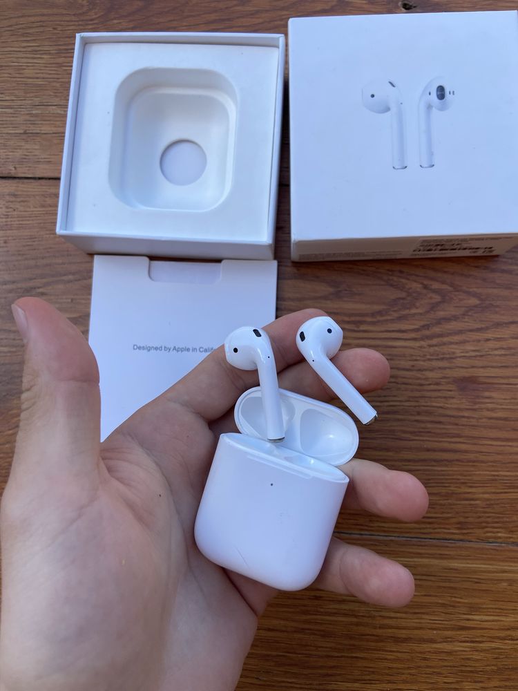 Air Pods 2 A2032