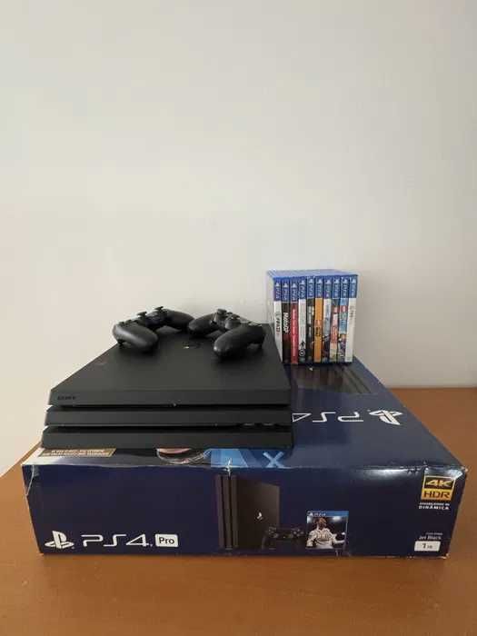 PS4 PRO 1TB como nova C/ 2 Comandos + STAND C/ VENTOINHA + 11 JOGOS