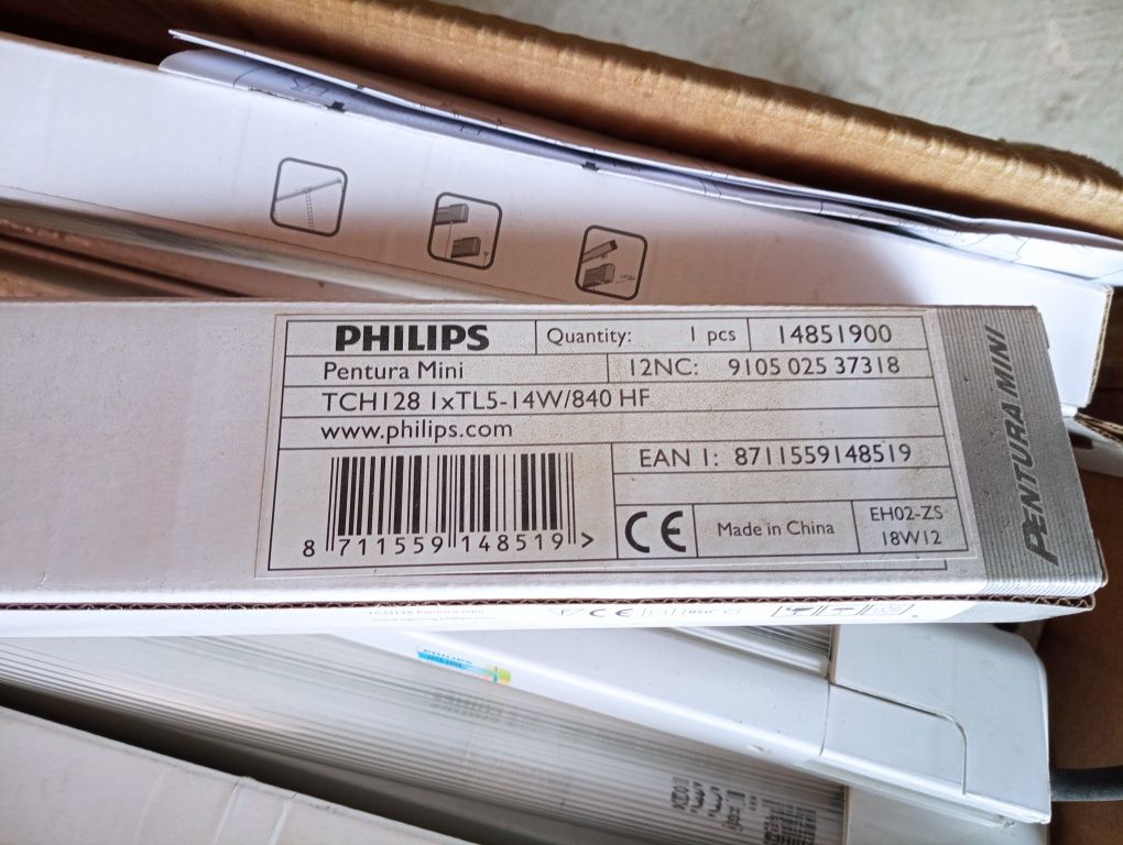 Lampa LED Philips Pentura Mini TCH128 1xTL5-28W/840 HF