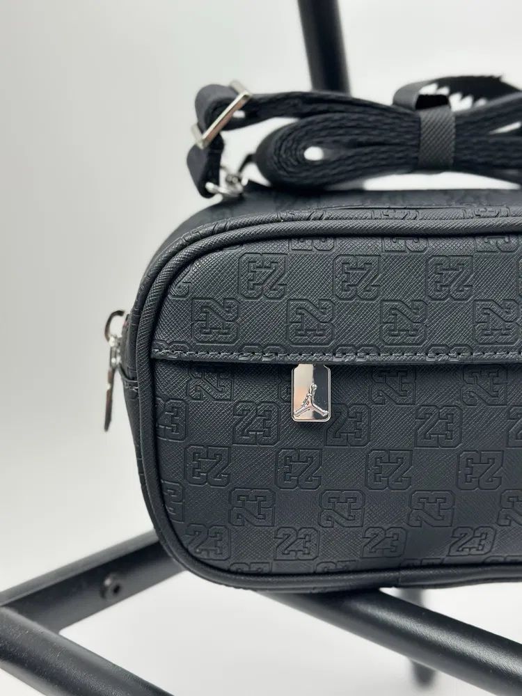 Оригінал Jordan Jam 23 Monogram Camera Black MA0988-G0T чорна джордан