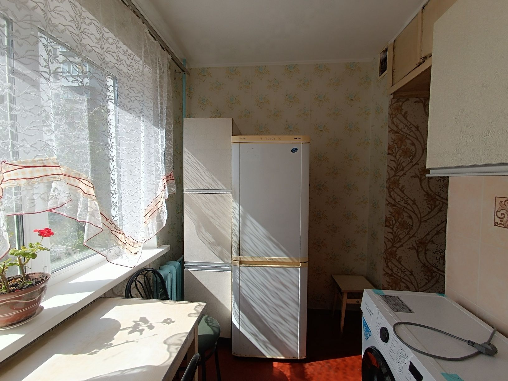 Здам 1к.кв.по вул.Лагуновій 18.Центр міста.