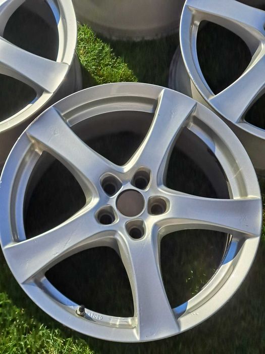 Felgi aluminiowe BORBET 18" 5x108, ET50, 8Jx18 Alufelgi Ford Mondeo