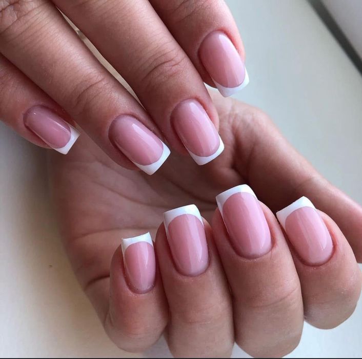 Przedlużenie paznokci żelowe paznokcie manicure hybrydowy pedicure