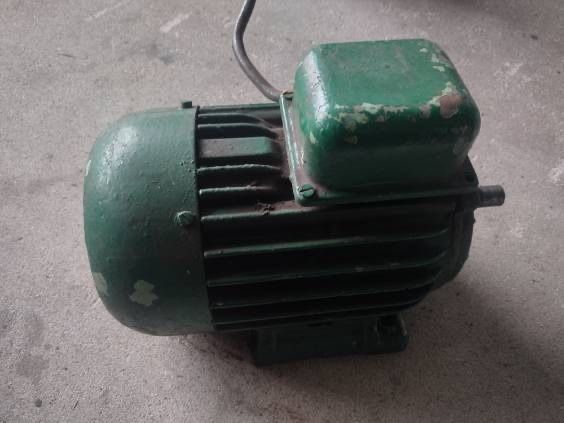 Wiertarka stolowa silnik WS-15 walek 19mm sprawny