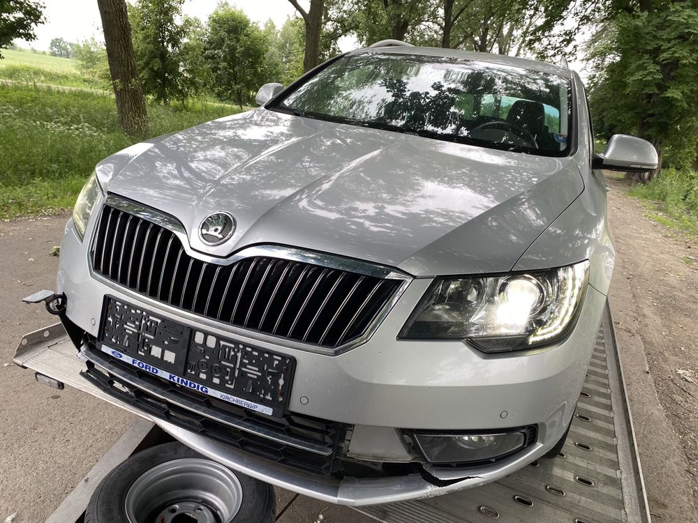 Skoda Superb 2.0 TDI 4x4 Business Navi Xenon Led Memory