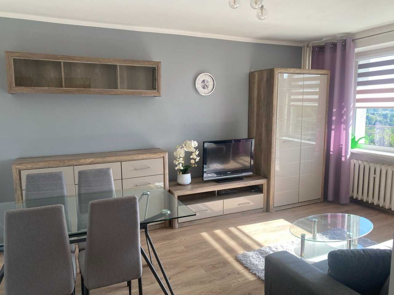 Do wynajęcia przestronna kawalerka o powierzchni 32 m2