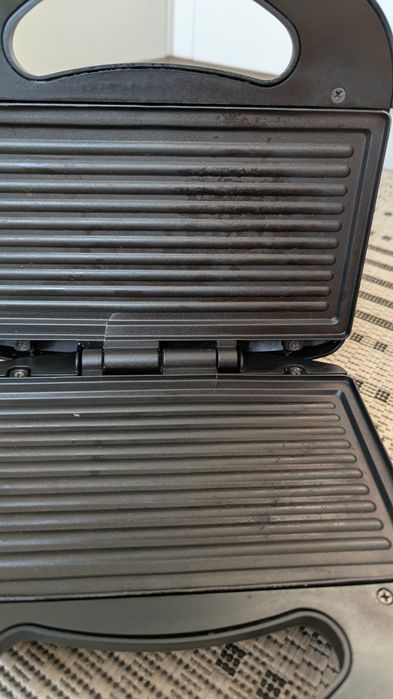 Бутербродниця сендвічниця-гриль Magio